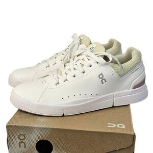 ON Running Womens The Roger Advantage 2 Sneakers, White, Mauve, Lifestyle, 10